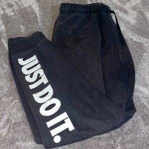 NIKE Joggers